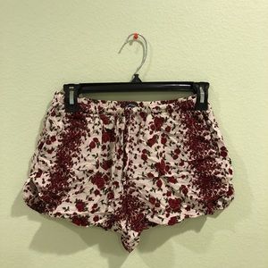 Brandy Melville Red rose Eve shorts